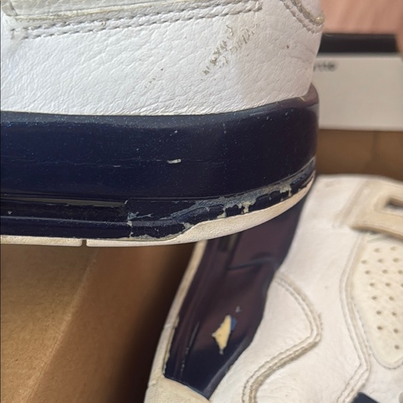 Air Jordan 4 retro Tennis Shoes size 4.5 Y - Picture 6 of 9